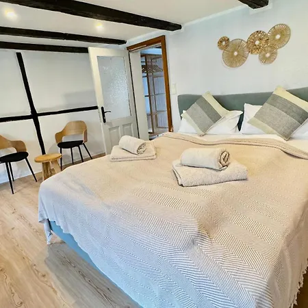 Bleibe Am Steinweg * 奎德林堡